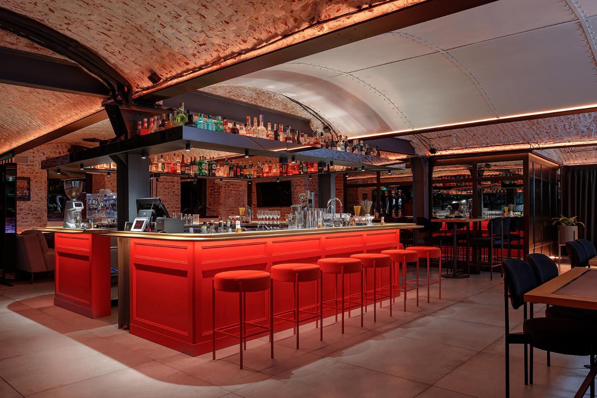 Ferenc Hotel & Restaurant Лвив Екстериор снимка